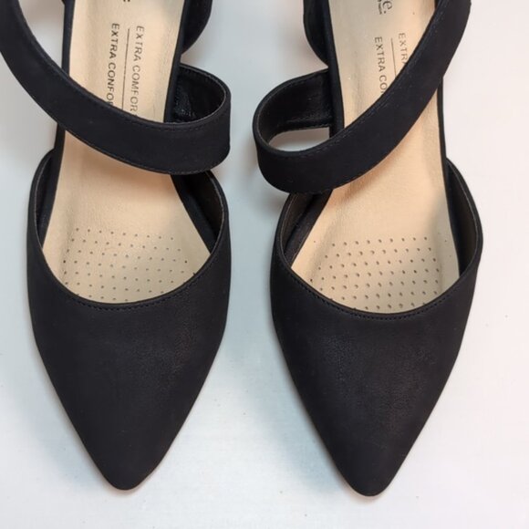 3/$20 George Asymmetric Pointed Heels Elegant Black Faux Suede Cushioned Shoes - Picture 4 of 13